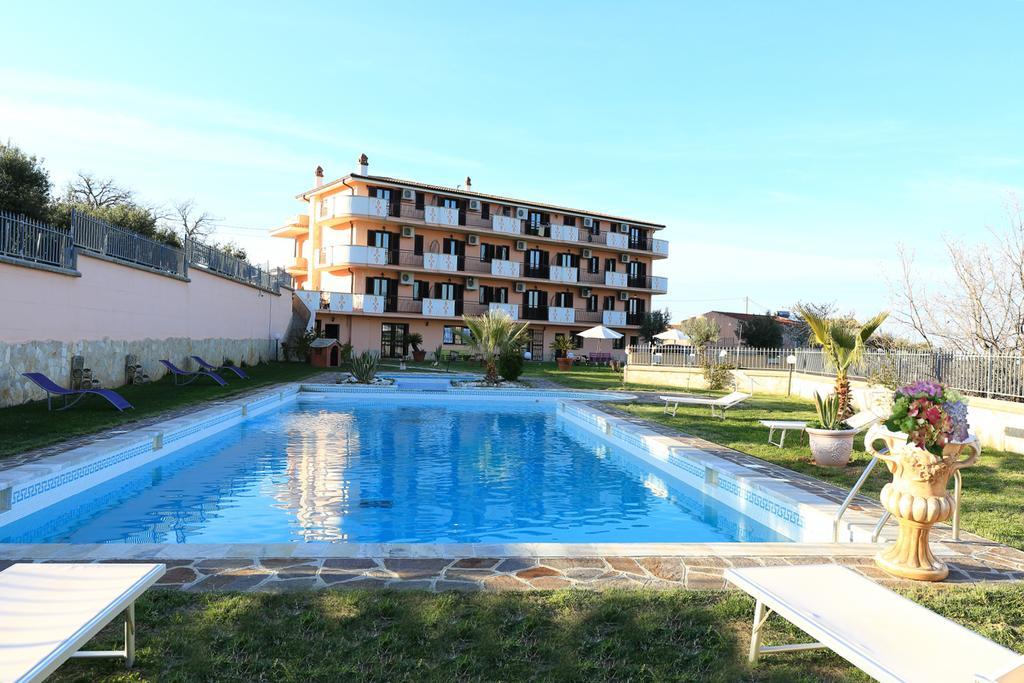 Chimento Resort Corigliano Calabro Exterior foto
